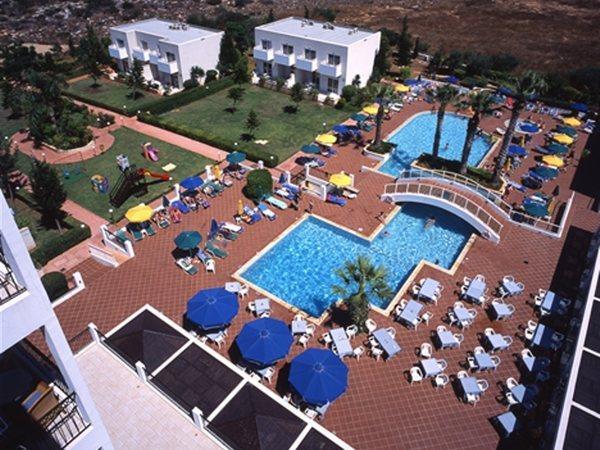 Paramount Hotel Apartments Protaras Exterior photo