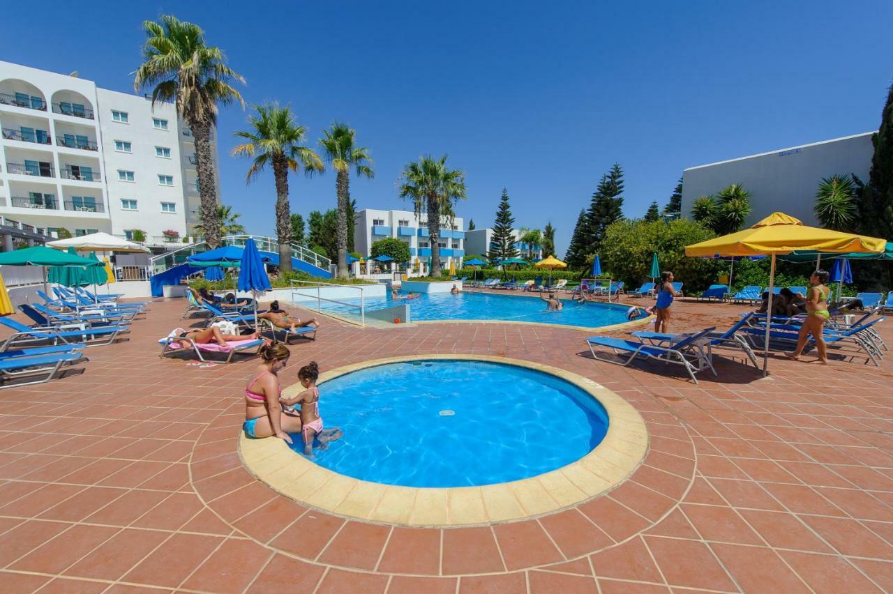 Paramount Hotel Apartments Protaras Exterior photo